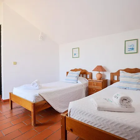 B46 - Belavista Torraltinha Flat * Lagos