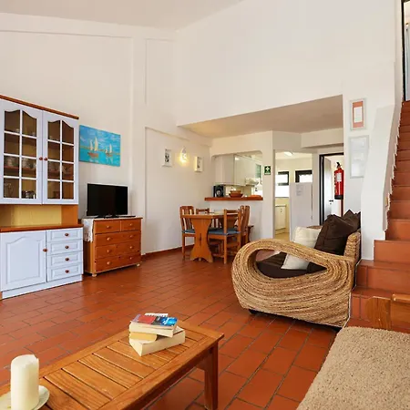 B46 - Belavista Torraltinha Flat ラゴス